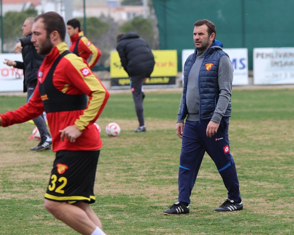 zmir zmir Merkez Spor_Haberleri - Gztepede beklenen istifa
